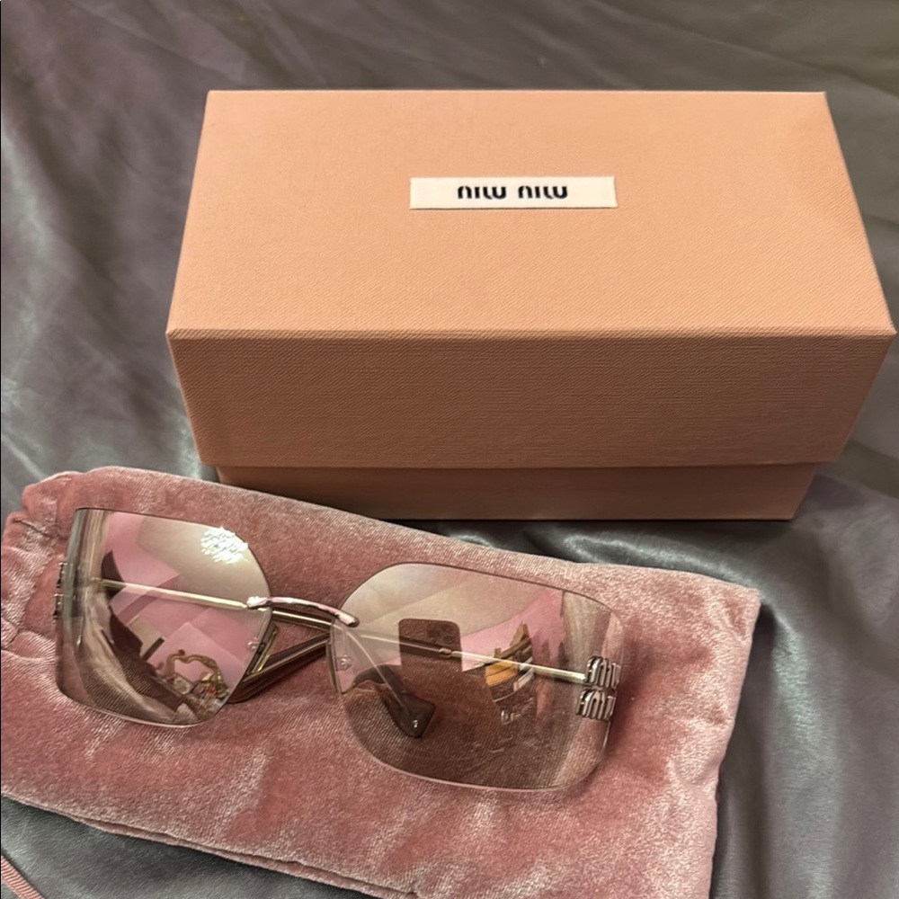 Miu Miu Pink Sunglasses Luxurious Accessories